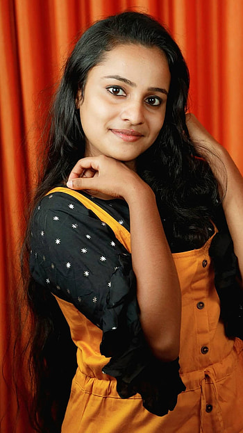 Milan Sandra, mallu model, cute face HD phone wallpaper