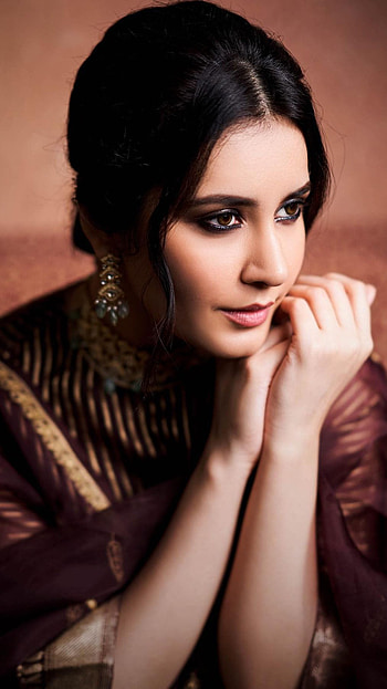 Rashi khanna, saree lover, telugu actress HD phone wallpaper