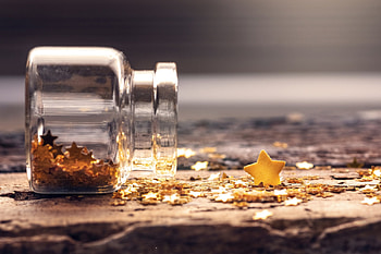 golden, still life, abstract, soft, flowers, bottle HD wallpaper