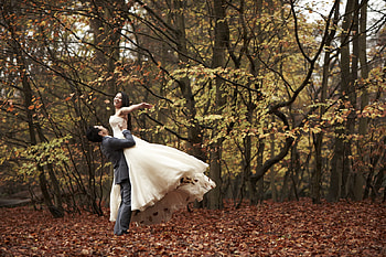 autumn bride, leaves, trees, autumn, nature, bride HD wallpaper