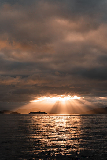 Nature, Sunset, Sea, Clouds, Shine, Light, Sunlight, Sun Rays HD phone wallpaper