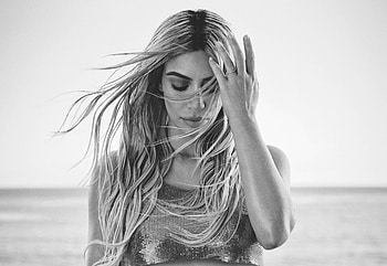 Kim Kardashian Elle 2018 Monochrome, kim-kardashian, celebrities, girls, monochrome, black-and-white HD wallpaper