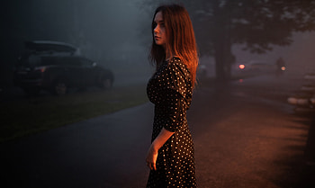 Brunette Model Mist Outdoors Depth Of Field, brunette, girls, model, depth-of-field HD wallpaper