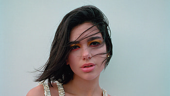 Dua Lipa, British Vogue, 2018 HD wallpaper