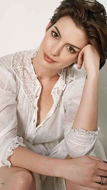 Anne Hathaway, Anne Hathaway Beautiful Heroine HD phone wallpaper