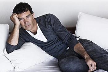 Antonio Banderas HD wallpaper