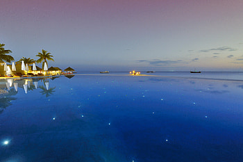 Beautiful Place, blue, ships, luxury, place, sky, beautiful, spa, relax HD wallpaper