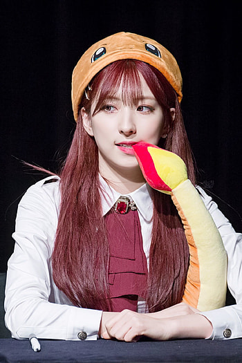 WJSN (Cosmic Girls), Eunseo's charm, Creative ideas, Beautiful collection HD phone wallpaper