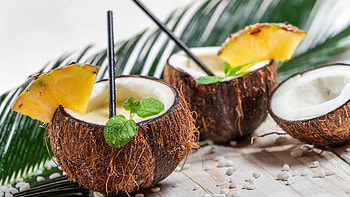 Pina colada, Coconuts HD wallpaper