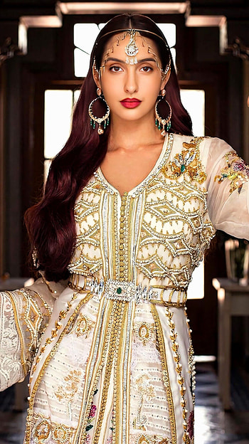 Nora fatehi, bollywood actress HD phone wallpaper
