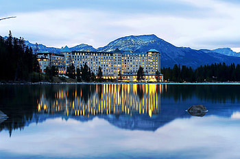 Lake Louise, Canadian landscapes, Rocky mountains, Country's beauty HD wallpaper