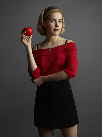 Kiernan shipka, apple, flash graphy, lip HD phone wallpaper