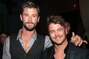 Luke Hemsworth, brutally mocked, skipping leg day HD wallpaper