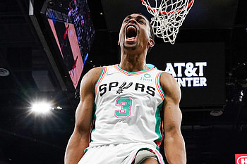 AT and T Center, Keldon Johnson HD wallpaper