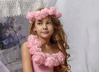 Little beauty, pink, blonde, flower, peop, girl, child, copil, wreath HD wallpaper