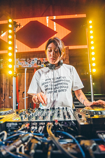 Snowbombing Festival, Peggy Gou HD phone wallpaper