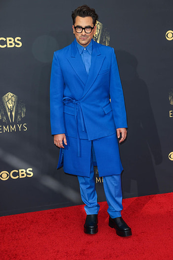 Emmy Awards, 2021 fashion trends, Red carpet looks, Fashion hits and misses HD phone wallpaper