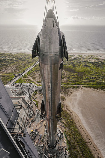 Spacex's near-complete Starship, Upcoming launch, Giant rocket, Journey to the cosmos HD phone wallpaper