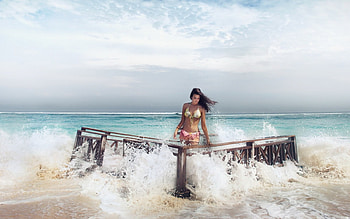 COOLING DOWN, HOT, BABE, WATER, BEACH HD wallpaper