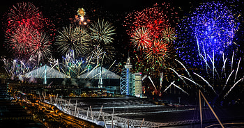 New Year, , Fireworks, Bridge Vasco Da Gama, Lisbon, Night, Portugal HD wallpaper