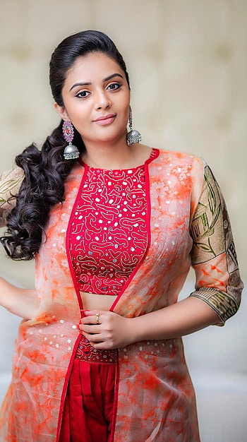 Sreemukhi, telugu actress, model HD phone wallpaper