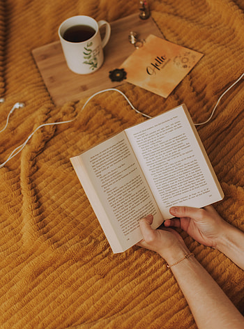 Miscellanea, Miscellaneous, Cup, Hands, Book, Tea, Coziness, Comfort, Mug HD phone wallpaper