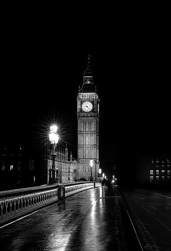 Black and white of Big Ben illuminated at night in London, England. HD phone wallpaper