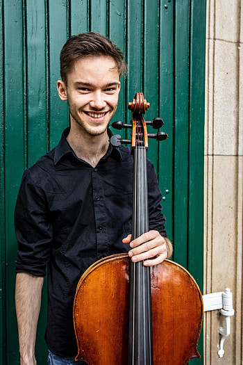 Cello lessons, Music school, Wasaplatz square, Artistic education HD phone wallpaper
