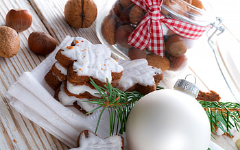 *** Sweets for holidays ***, dessert, holidays, foodsweets, happy HD wallpaper
