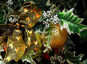 Holidays, Grapes, Ball, Bow, Christmas Tree Toy, Leaflet, Bunches HD wallpaper