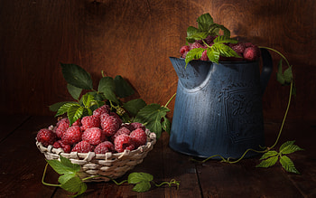 Still Life Raspberries, fruit, berries, still life, food HD wallpaper