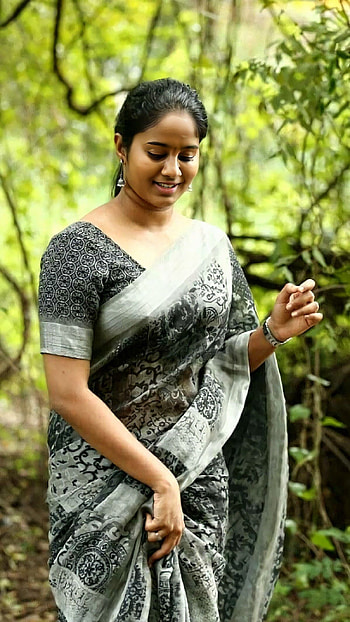 Brigda, tamil actress, saree beauty HD phone wallpaper