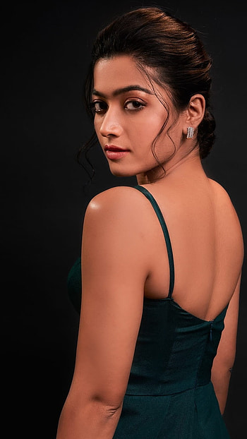 Rashmika Mandanna Video, South Heroine HD phone wallpaper