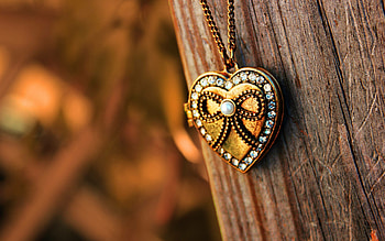 Elegant jewelry, Opulent gemstones, Luxurious adornments, Timeless beauty HD wallpaper