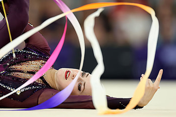 Germany's Darja Varfolomeev, the reigning world champion in rhythmic gymnastics, competes in Paris, Sports, olympic games, Olympic Games Paris 2024, Germany HD wallpaper