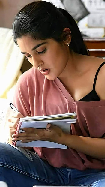 Nivetha Thomas, malayalam actress, v telugu movie HD phone wallpaper