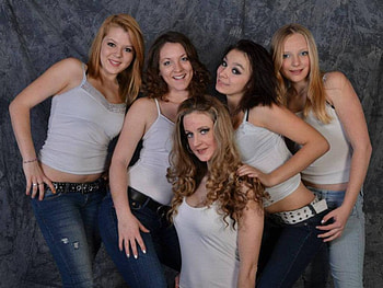Group hoot, females, women, models, people HD wallpaper