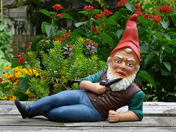 Garden gnome , Outdoor dcor, Cute garden gnomes, Whimsical statues HD wallpaper
