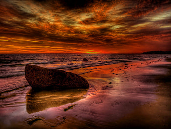 Beautiful sunset, sea, beautiful, beach, sands, red, clouds, nature, sky, water, sunset, ocean HD wallpaper