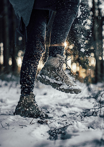 Snow, Snowflakes, Miscellanea, Miscellaneous, Legs, Sneakers HD phone wallpaper