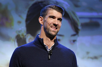 Michael Phelps, Emotionally stirred, US trials comeback, AP News coverage HD wallpaper