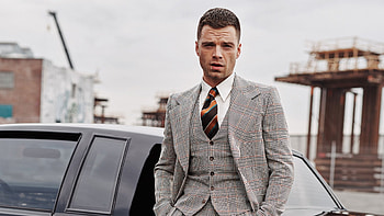 Sebastian Stan, Movie star charm, Stunning , Captivating visuals HD wallpaper