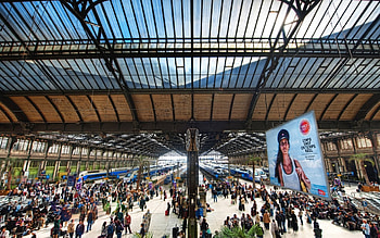 train station in france r, roof, station, tracks, r, trains, people HD wallpaper