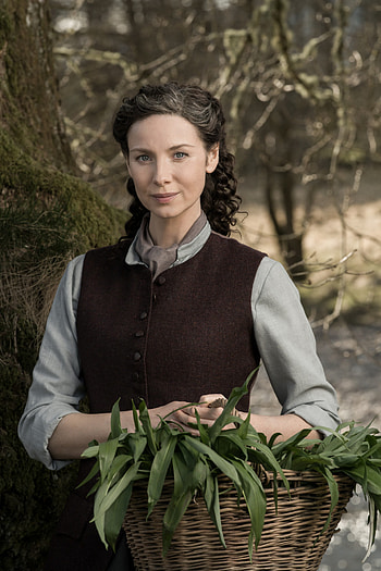 Caitriona Balfe, Outlander season six and seven, Deadline HD phone wallpaper