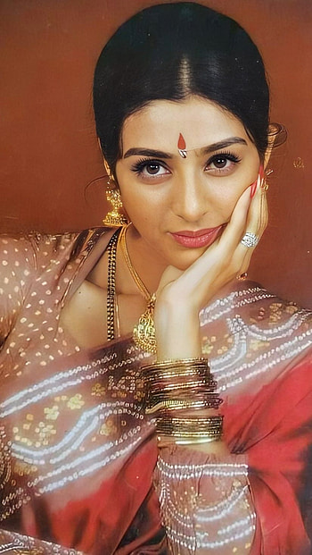 Tabu, bollywood actress HD phone wallpaper