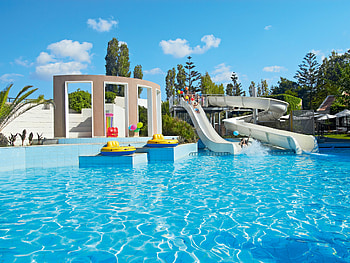 Family pool with waterslides HD wallpaper