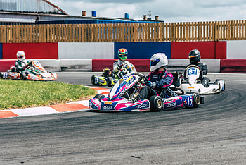 Introduction to motorsport, Karting journey, Racing aspirations, F1 dreams HD wallpaper