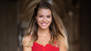 Red Dress Girl With Lovely Smile, red-dress, girls, model, smiling HD wallpaper