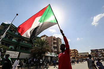Sudan's crisis, Power competition, African opinion, Current situation HD wallpaper