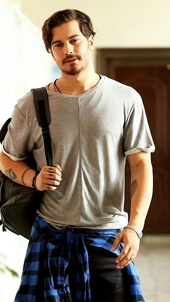 Cagatay Ulusoy, 48 Aatay Ulusoy ideas, Turkish actors, Fan-made posters HD phone wallpaper